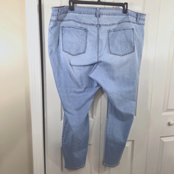 Old Navy Super Skinny Light Blue High Waist Plus Jeans Size 26 ~ Pre-Owned - Picture 5 of 8